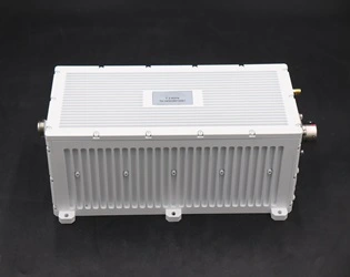 What are the key differences between AC power amplifiers and DC power amplifiers？